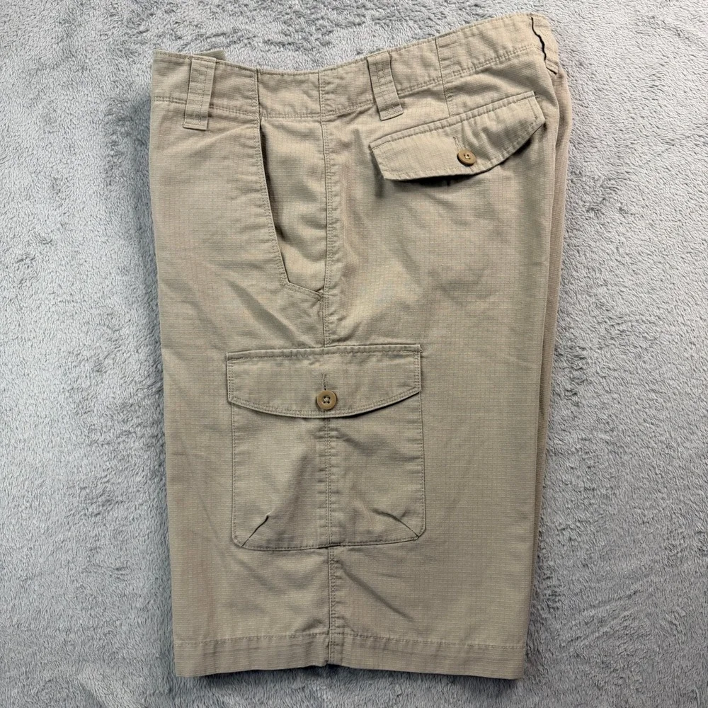 The North Face Rainier Surplus Cargo Shorts Mens 34 Tan Khaki Ripstop UPF 50